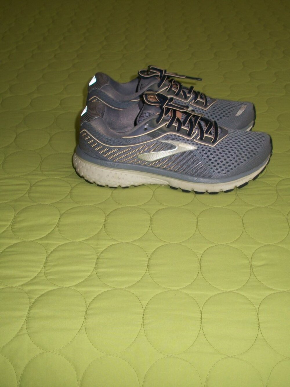 Brooks Ghost 12 Women’s Running Shoes Size 6.5